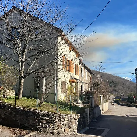 Dom wakacyjny Au Coeur De Perles-et-Castelet